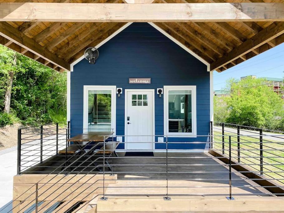 Cozy Smoky Mountain Tiny House Pigeon Forge Exterior foto